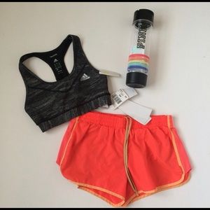 NWT XS Adidas Sports Bra